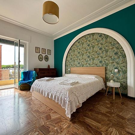 Casa Cele Centro Citta Vista Mare Lejlighed Ventimiglia Eksteriør billede