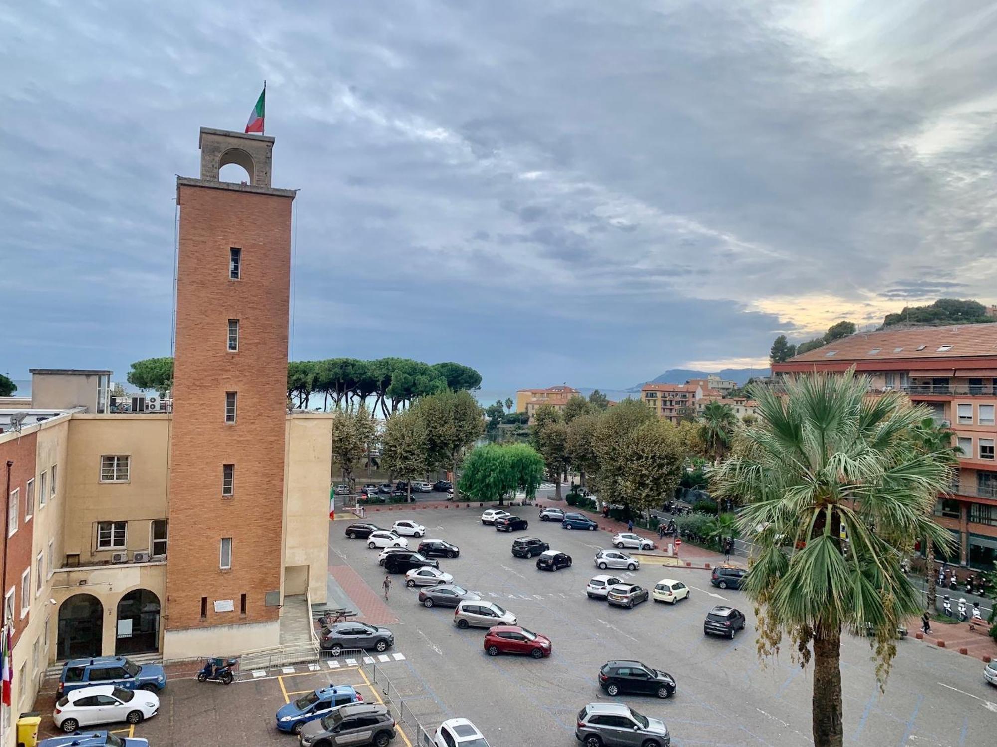 Casa Cele Centro Citta Vista Mare Lejlighed Ventimiglia Eksteriør billede