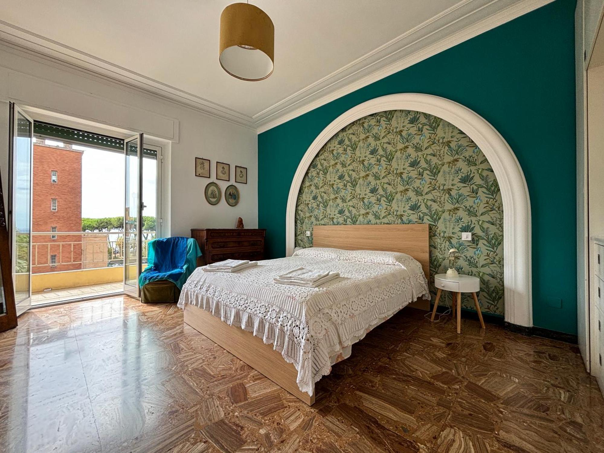 Casa Cele Centro Citta Vista Mare Lejlighed Ventimiglia Eksteriør billede